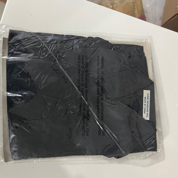 Vintage Creepy Cape For Ages 6 To 60 40-Inch Full Length Stand Up Collar - Picture 3 of 3